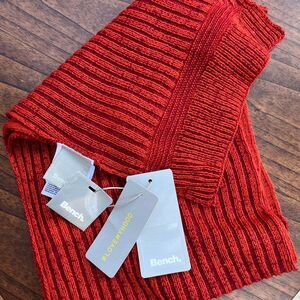 Bench Orange and  Red Knit Scarf NWT